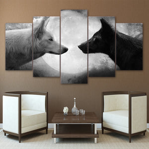 Black and white wolf canvas